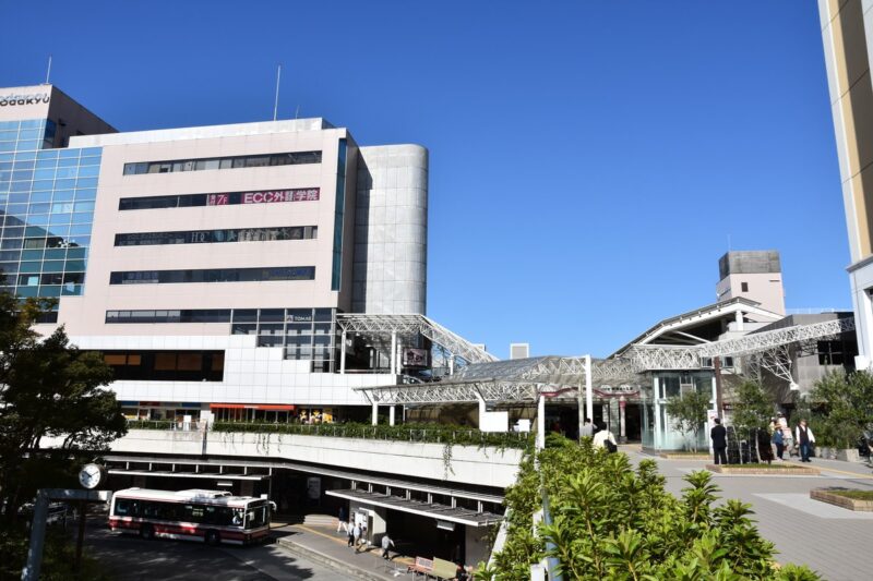 川崎市麻生区の新百合ヶ丘駅前